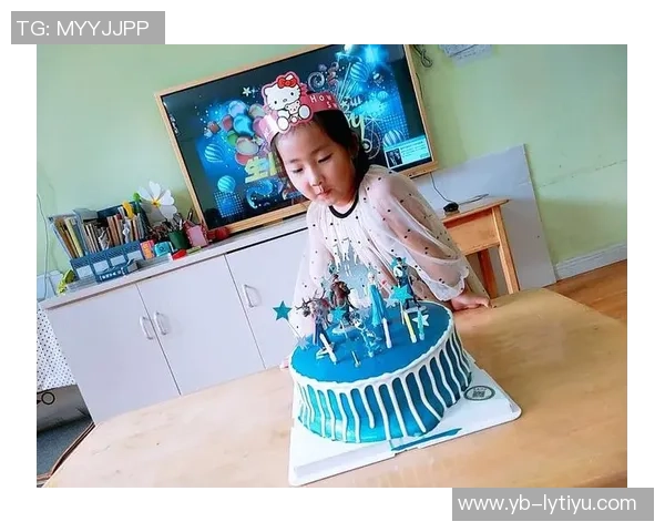 祝福刘铮35岁生日快乐愿他在篮球事业上再创辉煌成就 祝福刘铮35岁生日快乐愿他在篮球事业上再创辉煌成就